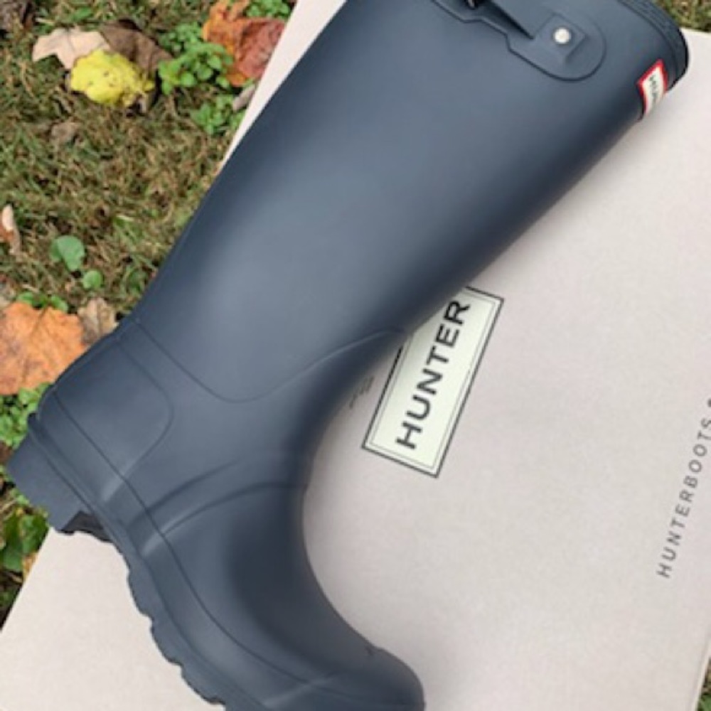 Hunter boot size 7 - Picture 4 of 5
